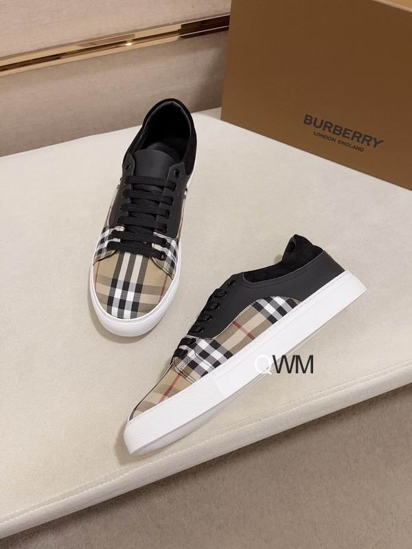 Burberry Men's Shoes 392